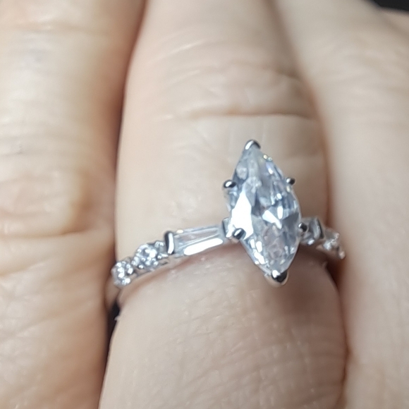 925 Sterling Silver Nataliya V Collister Marquise Cut Cubic Zirconia Ring - Picture 2 of 8